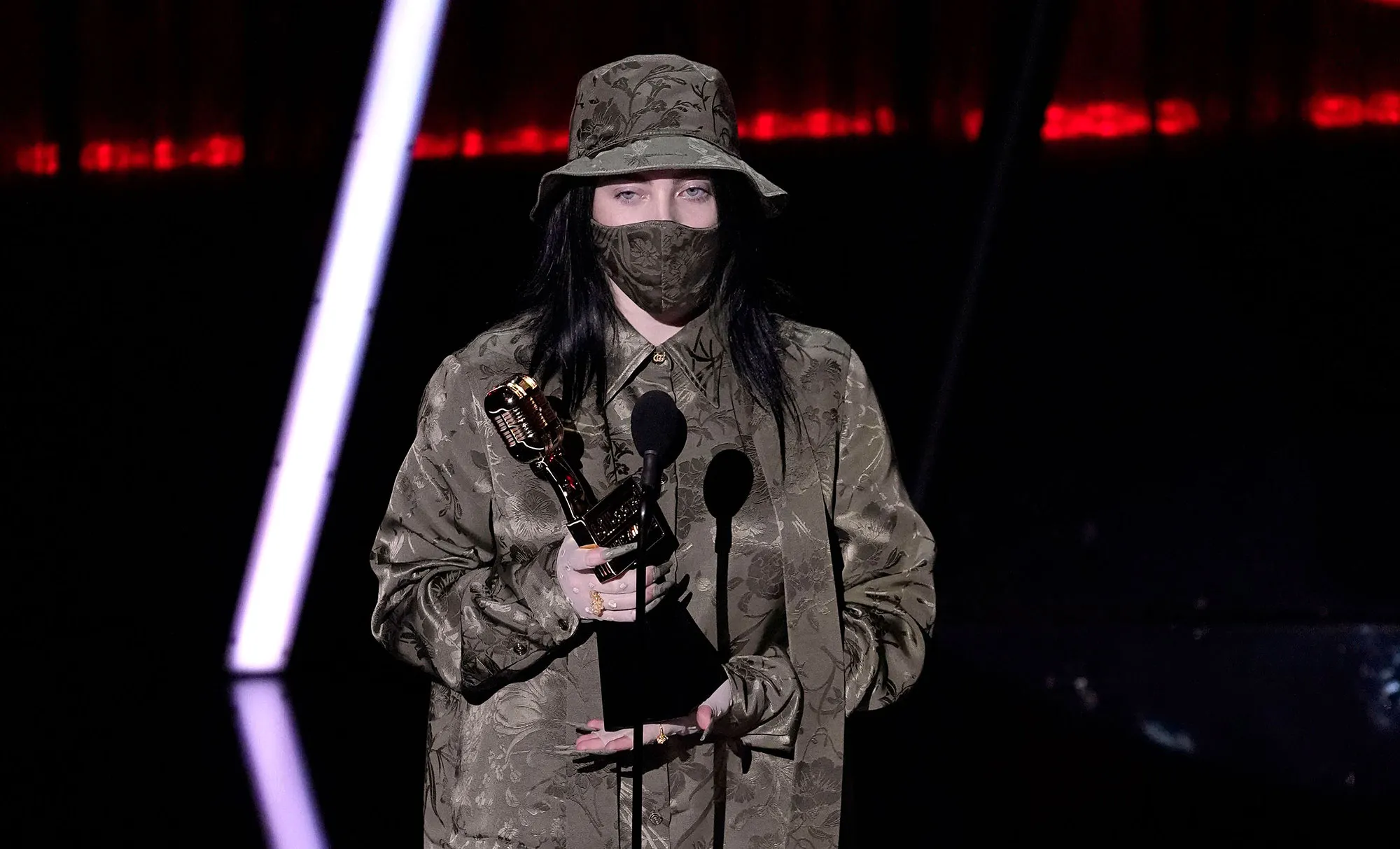 Billie Eilish Top Billboard 200 Album Billboard Awards 2020 Winners List