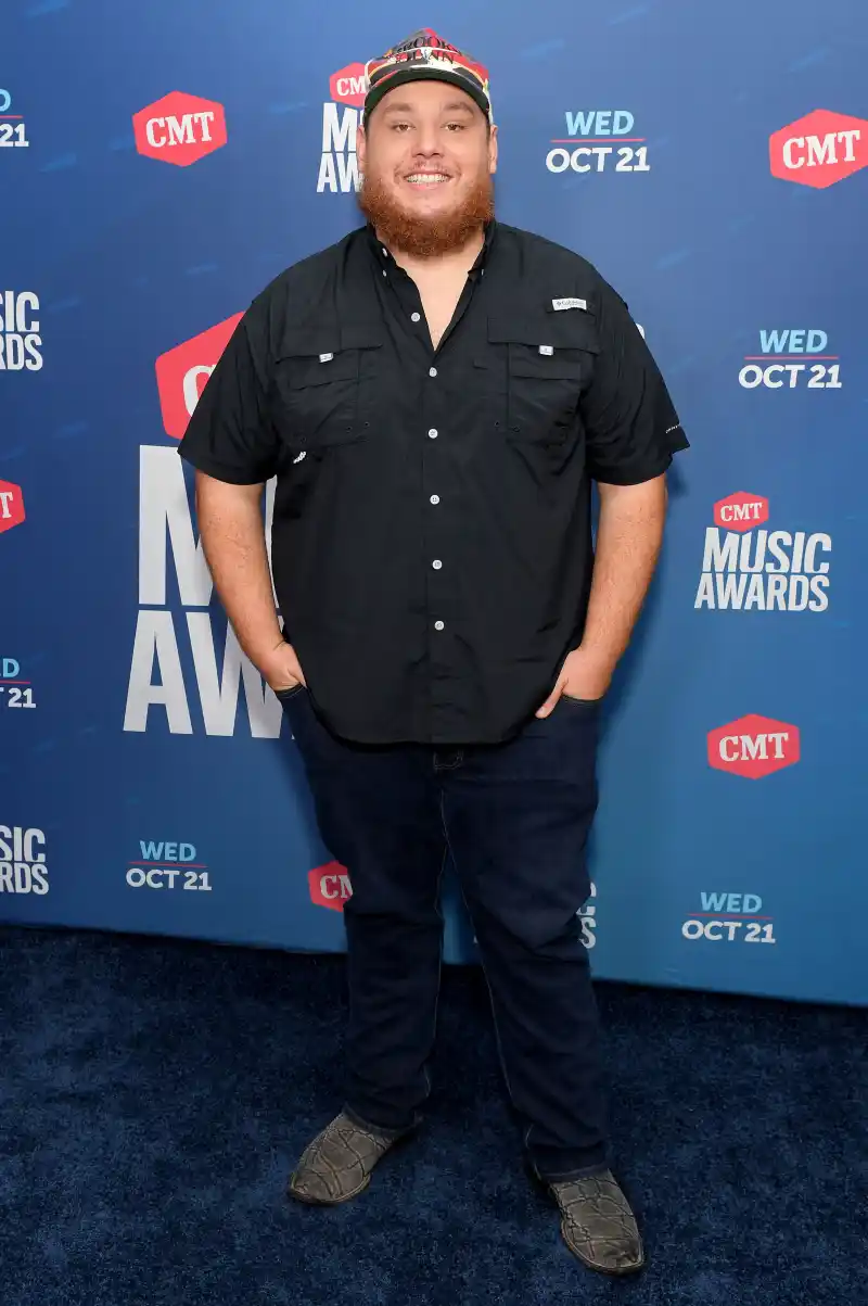 CMT Music Awards 2020 Celebrity Fashion: See the Stars’ Styles