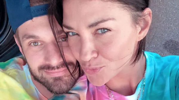 Gossip Girl Jessica Szohr Gives Birth Welcomes Her and Brad Richardson First Child