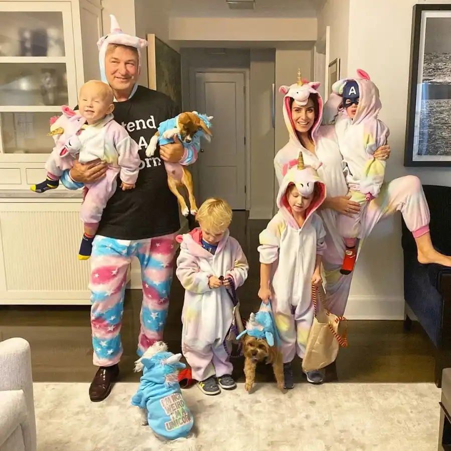 Hilaria Baldwin-Dressing-Up-Baby-Bumps-Halloween-2019-02