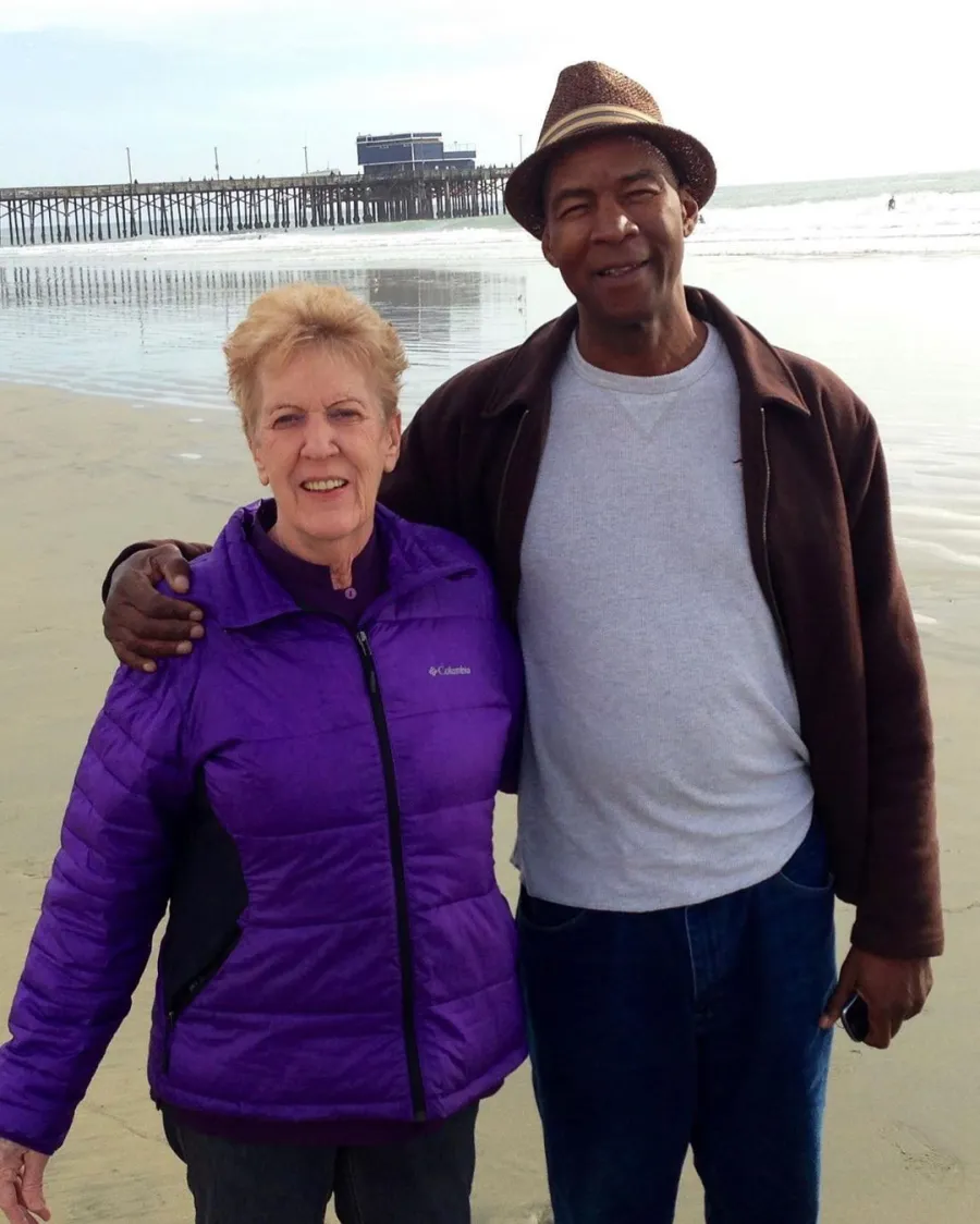 His Parents Meet Bachelorette Clare Crawley Frontrunner Dale Moss Family