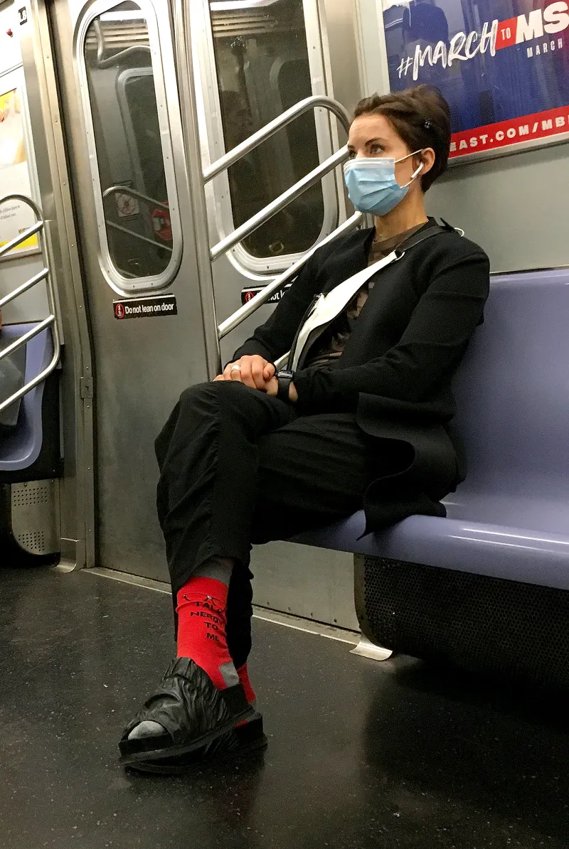 Jaimie Alexander subway