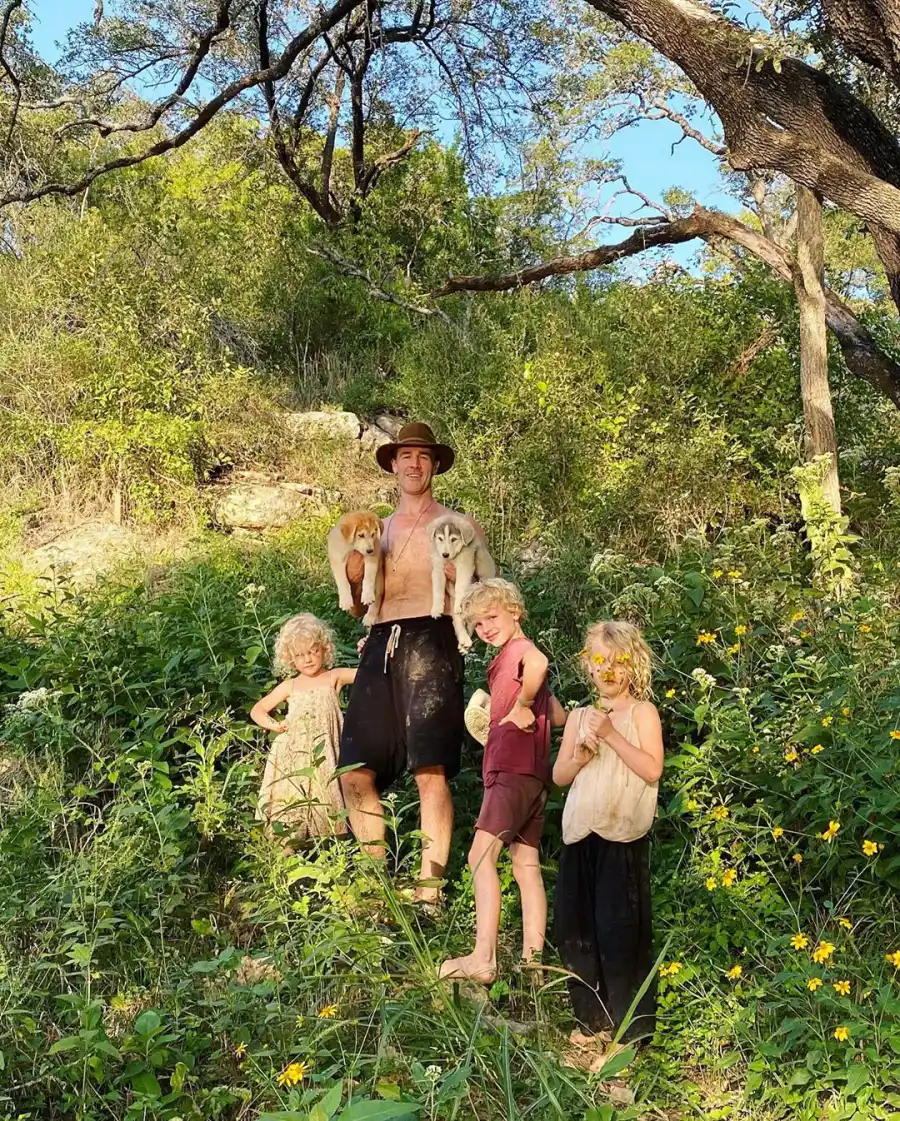 James Van Der Beek Family Arrives Texas After Drastic Life Changes