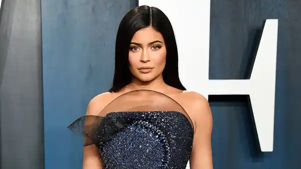 Kylie Jenner Claps Back at Troll About Her Plastic Halloween Costume 2