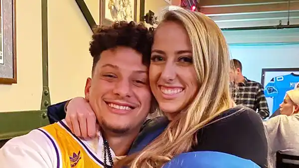 Patrick Mahomes Fiancee Brittany Matthews Reveal Sex 1st Child