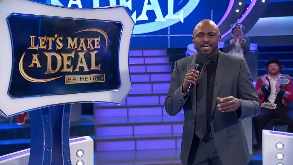 Wayne Brandy Performs Opening Number Lets Make Deals Primetime Debut