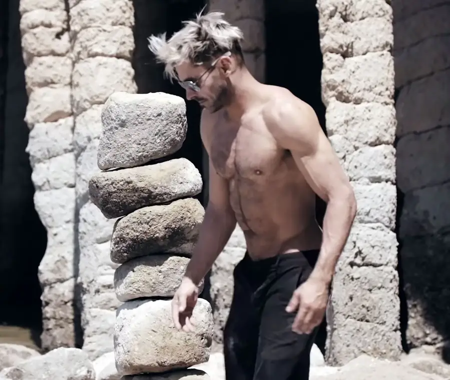 Zac Efron's Hottest Moments