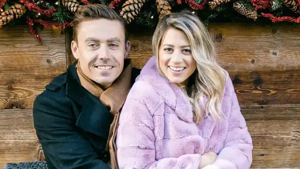 Pregnant Lesley Anne Murphy Reveals Sex of 1st Child With Fiance Alex Kavanagh