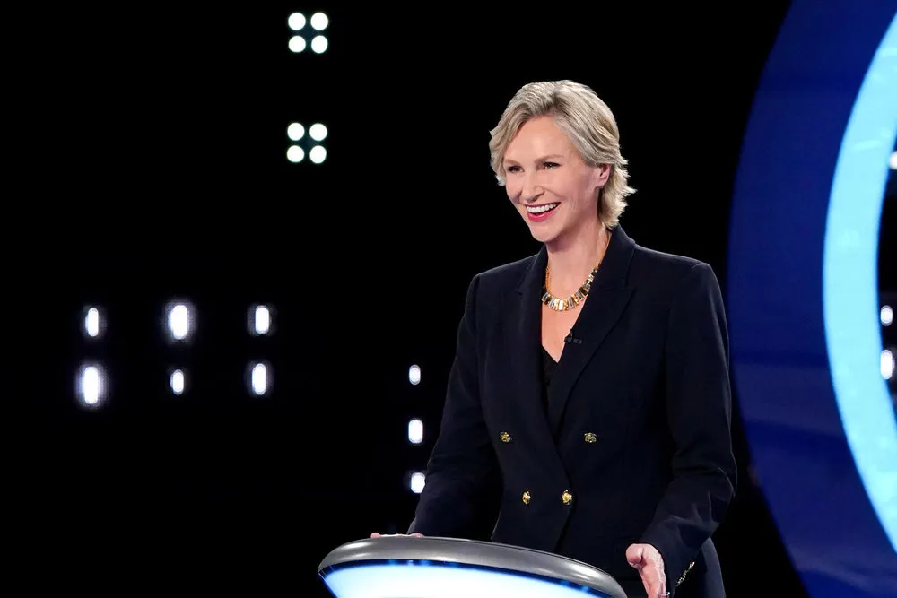 &lsquo;Weakest Link&rsquo; Contestant Arielle Borisov on the Show&rsquo;s Reboot and Why Jane Lynch Makes a Great Host