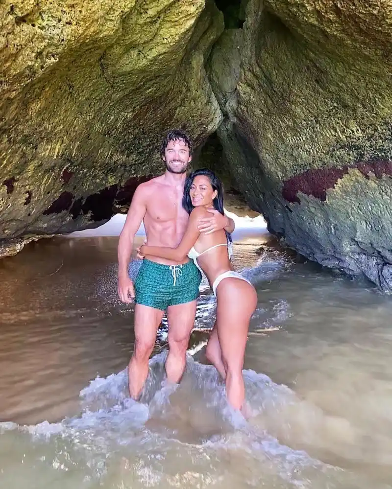 Nicole Scherzinger and Thom Evans in the Water Nicole Scherzinger and Thom Evans Relationship Timeline