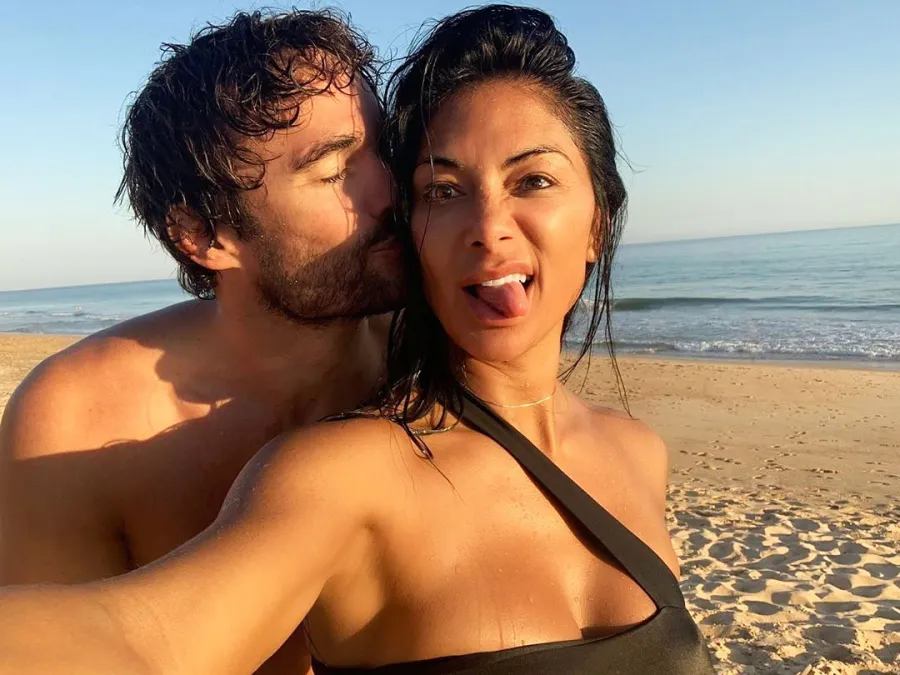 Nicole Scherzinger and Thom Evans Making Faces on the Beach Nicole Scherzinger and Thom Evans Relationship Timeline