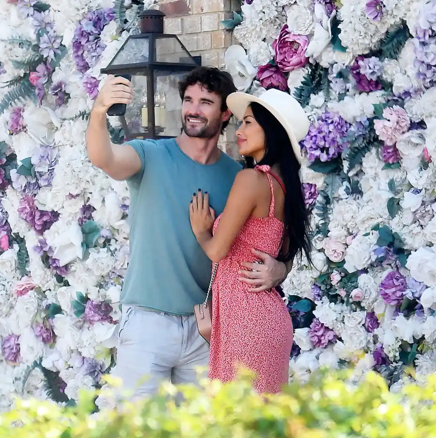 Nicole Scherzinger and Thom Evans Taking A Selfie Nicole Scherzinger and Thom Evans Relationship Timeline