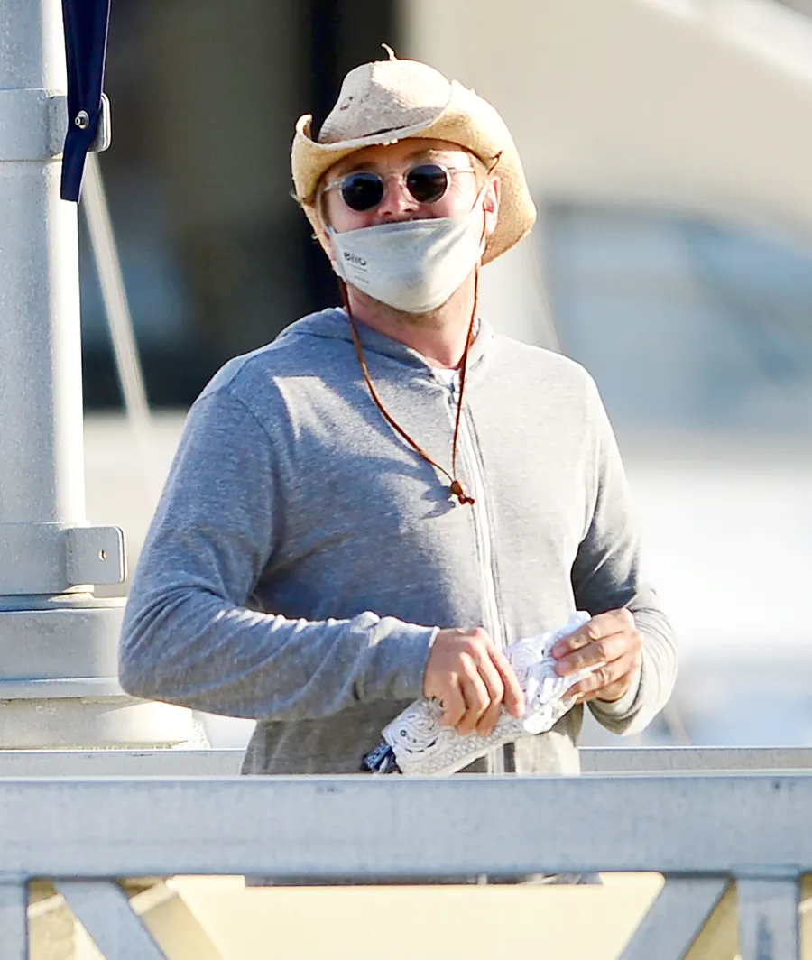 Seeing Double All Times Leonardo DiCaprio Has Tried Hiding Plain Sight