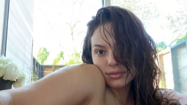 Ashley Graham Shows Off Her Armpit Hair in Stunning Nude Pic