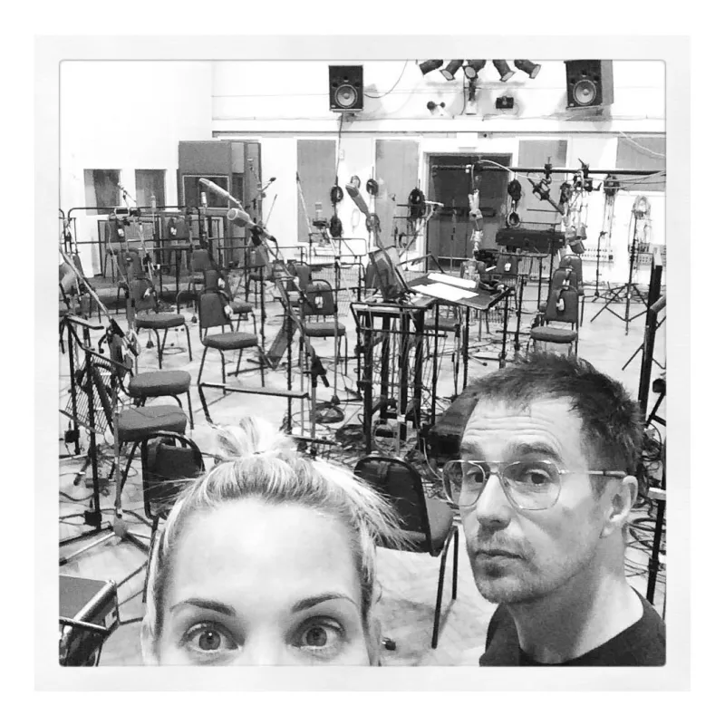 August 2016 London 2 Leslie Bibb Instagram Sam Rockwell and Leslie Bibb Relationship Timeline