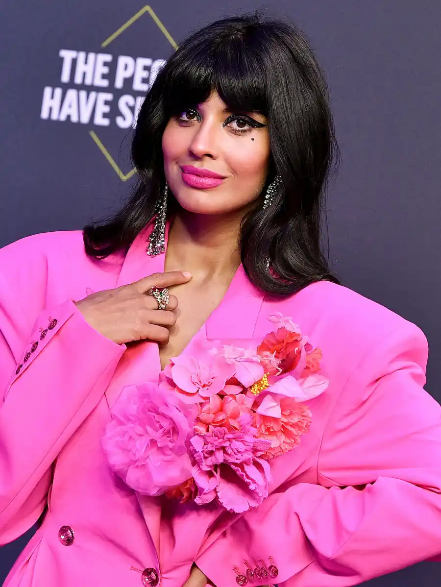 Best Beauty Looks at the 2020 People's Choice Awards