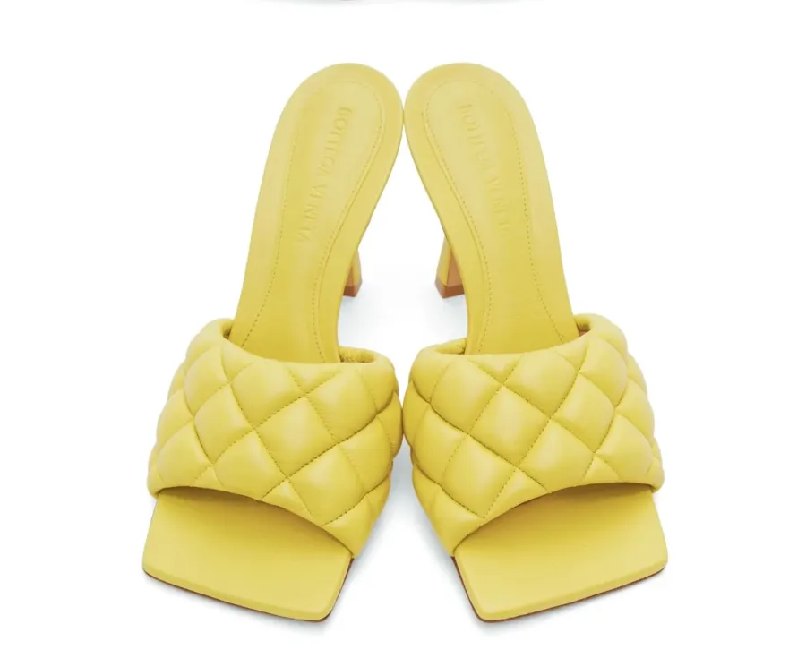 Bottega Veneta Padded Sandals Luxury Handbag Shopping Issue 48 Buzzzz-o-Meter