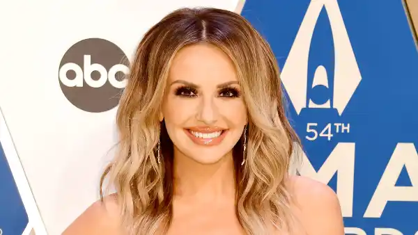 Carly Pearce Why I Dove Into Therapy After a Dark Year