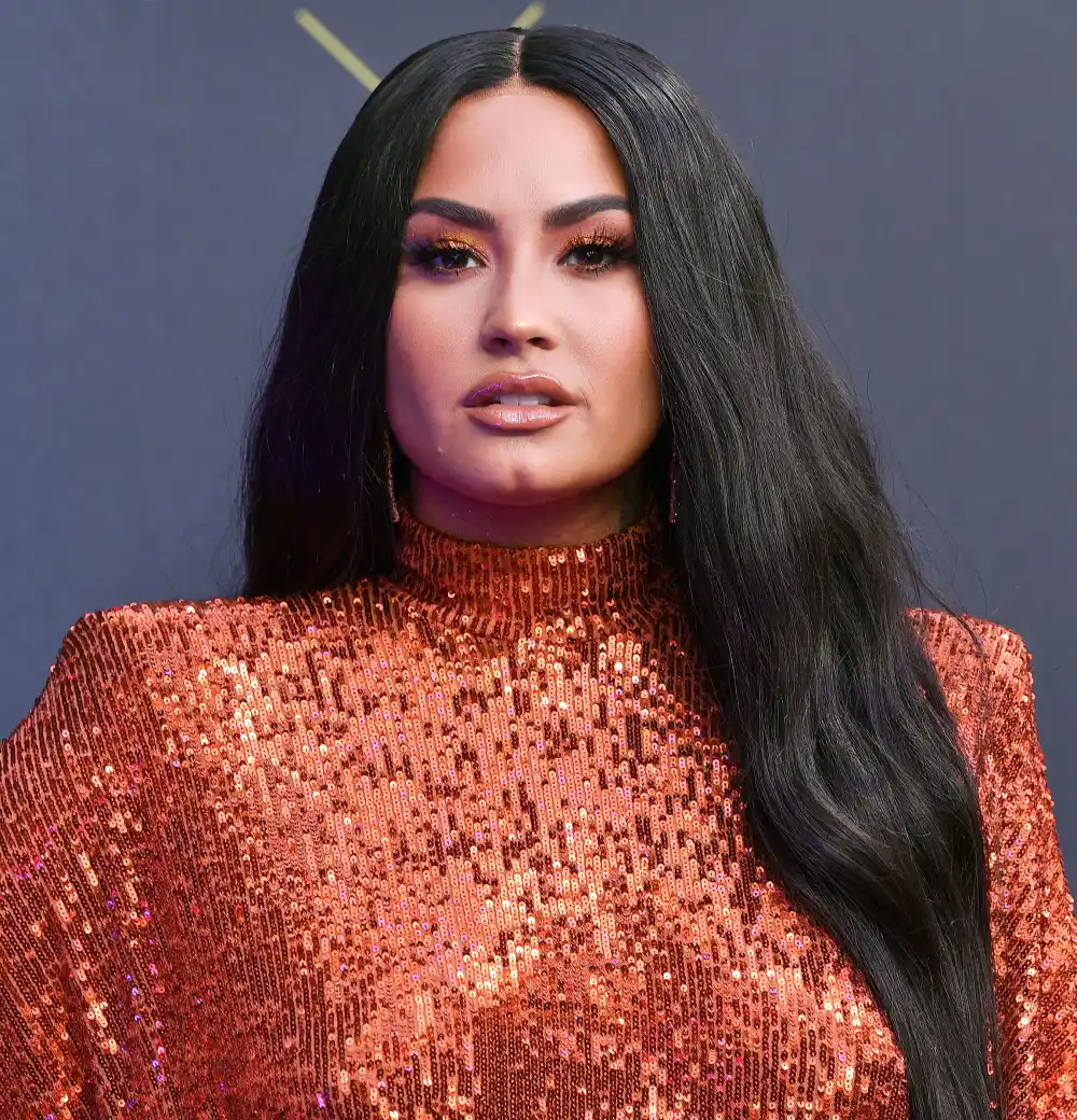 Demi Lovato Debuts a Sexy New 'Do Was Inspired By 'Her Personal Growth'