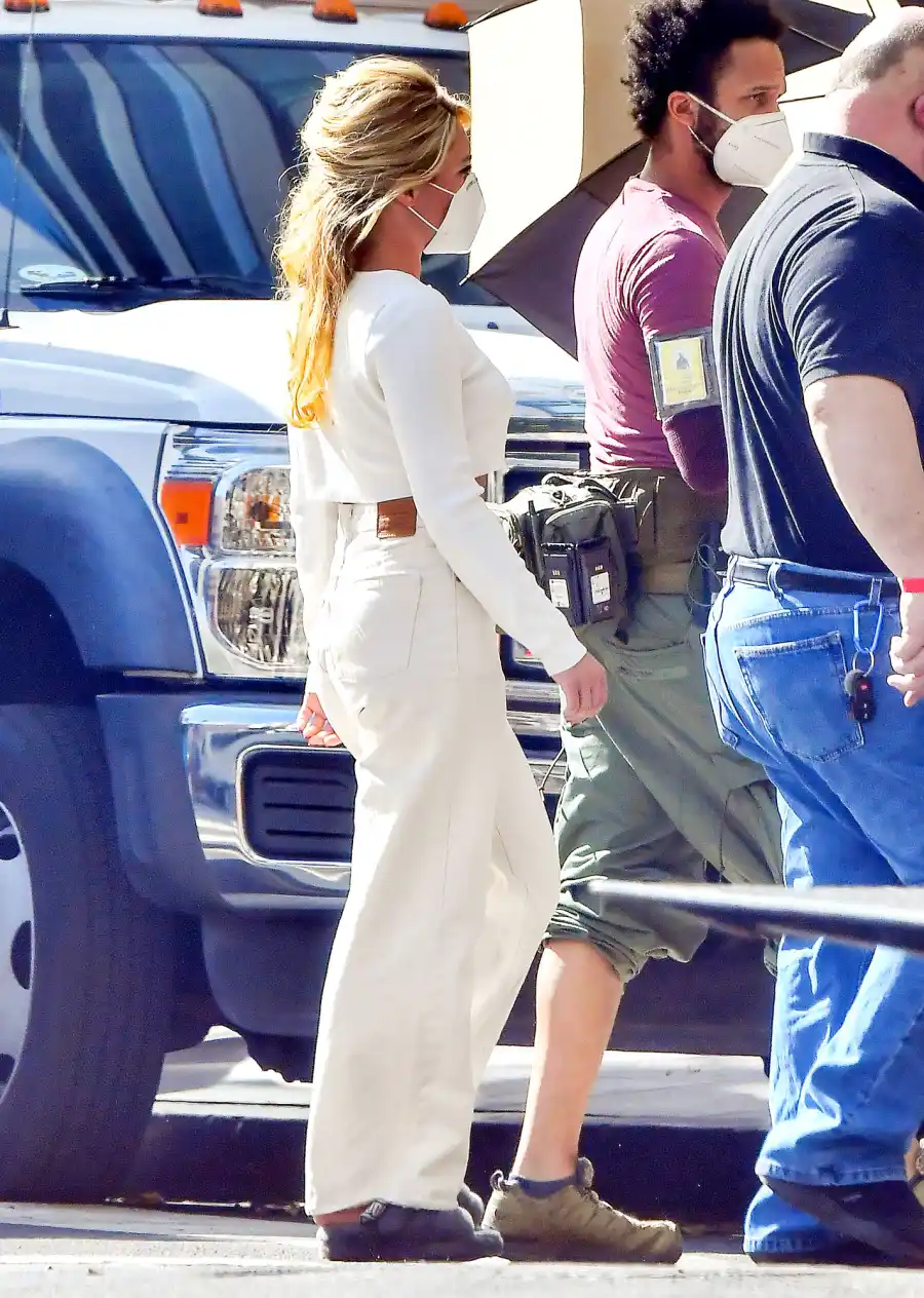 Harry Styles Movie Don’t Worry Darling Halted Over Positive COVID-19 Test Florence Pugh,