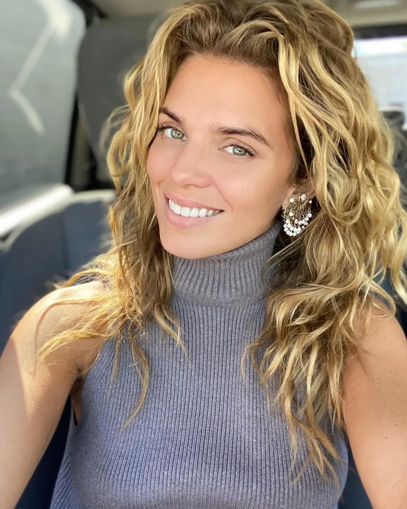 How AnnaLynne McCord Is Finally Owning Her Sexuality Selfie