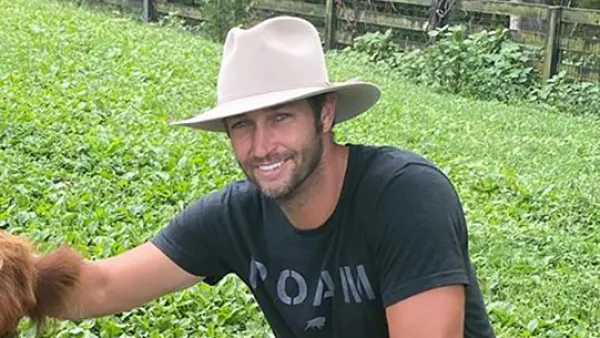 Jay Cutler Offers Reward for His Missing Dog Bane