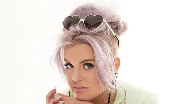 Kelly Osbourne Spills Her Favorite Beauty and Fashion Looks