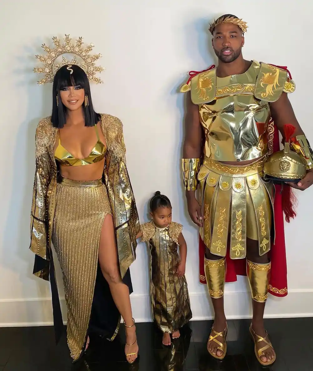 Khloe Kardashian Denies Pregnancy Rumors After Celebrating Halloween With Tristan Thompson: Look at &lsquo;My Abs&rsquo;