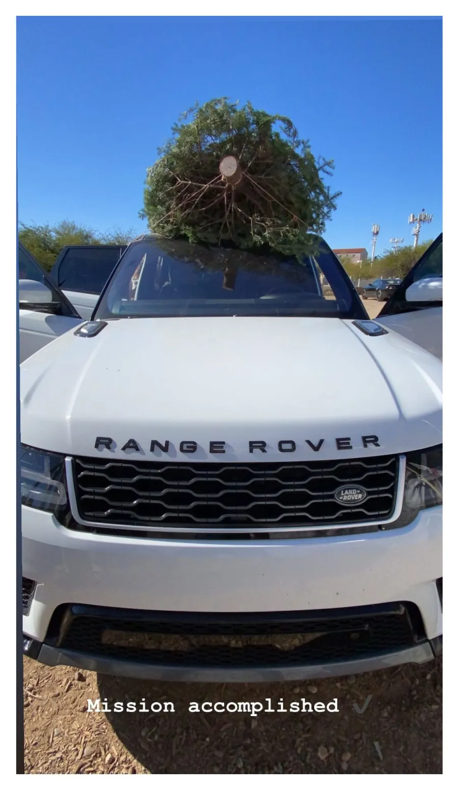 Lauren Burnham Defends Christmas Tree Shopping With Daughter Following Arie Luyendyk Jr COVID Diagnosis