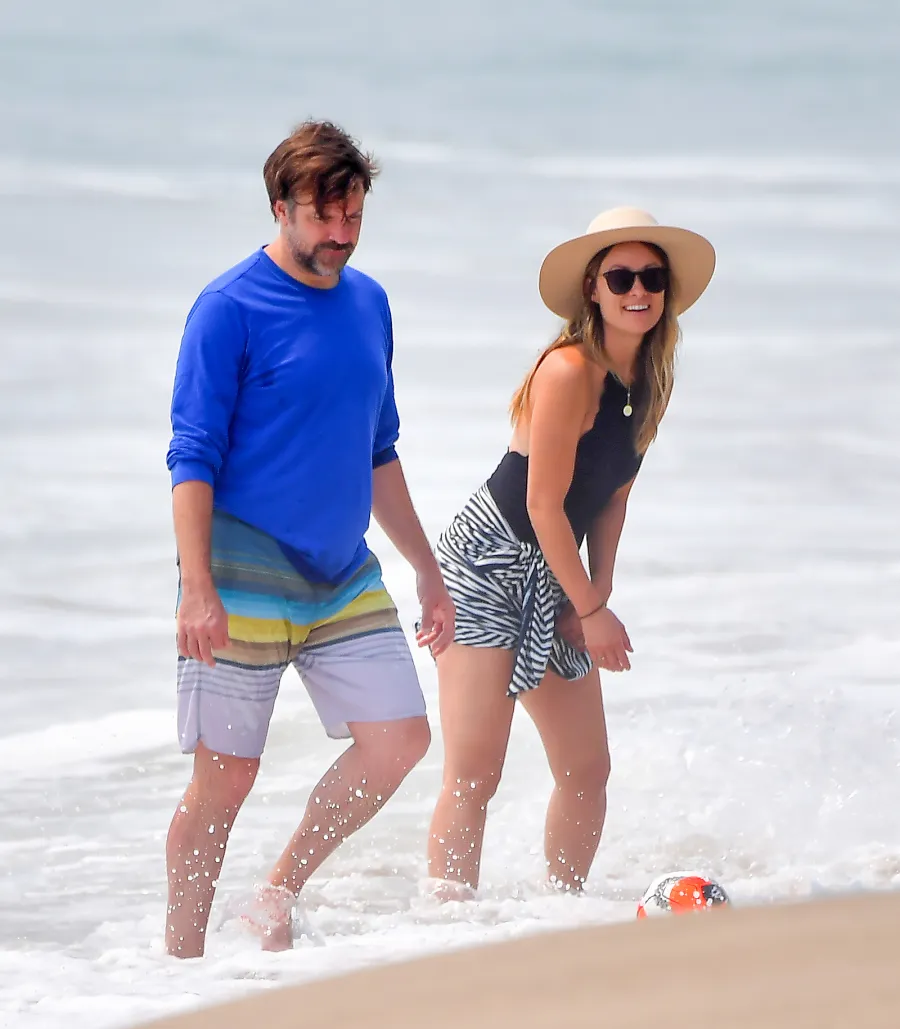 Olivia Wilde and Jason Sudeikis Showed PDA at Beach 2 Months Before Split News