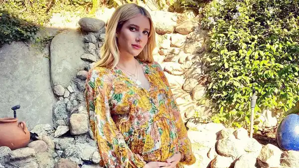 Proof That Emma Roberts Has the Chicest Maternity Style