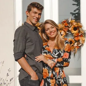 Bachelor Paradise Alum Krystal Nielson Boyfriend Miles Bowles Relationship Timeline