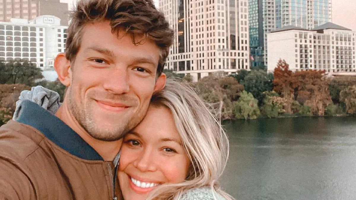 Bachelor Paradise Alum Krystal Nielson Boyfriend Miles Bowles Relationship Timeline