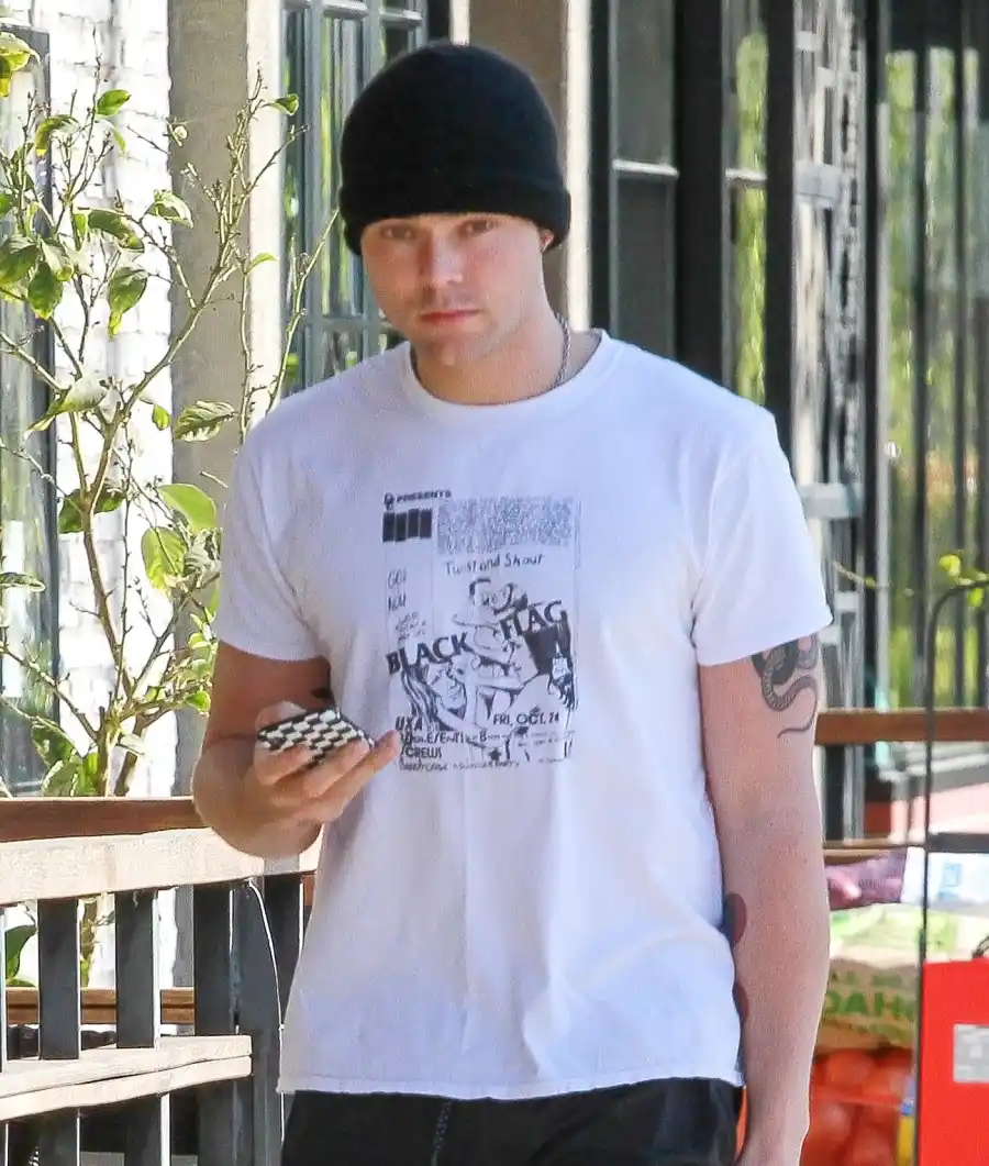 Ashton Irwin The Weeknd Grammy Awards Drama