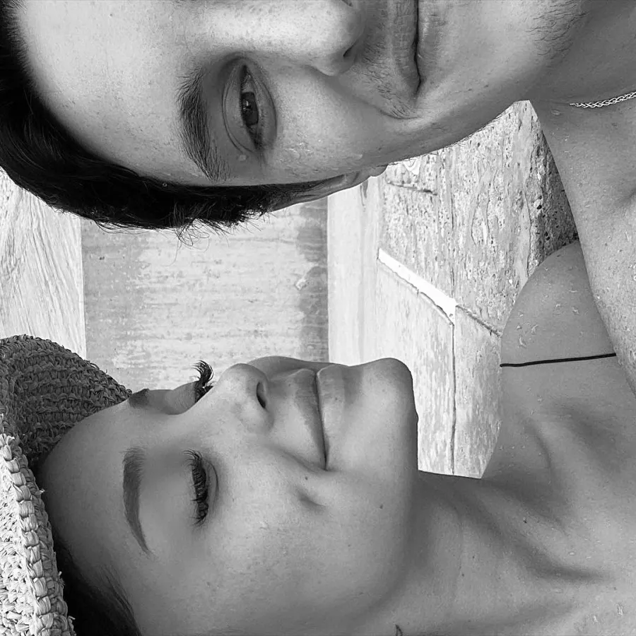 August 2020 Selfie Ariana Grande and Dalton Gomez Relationship Timeline