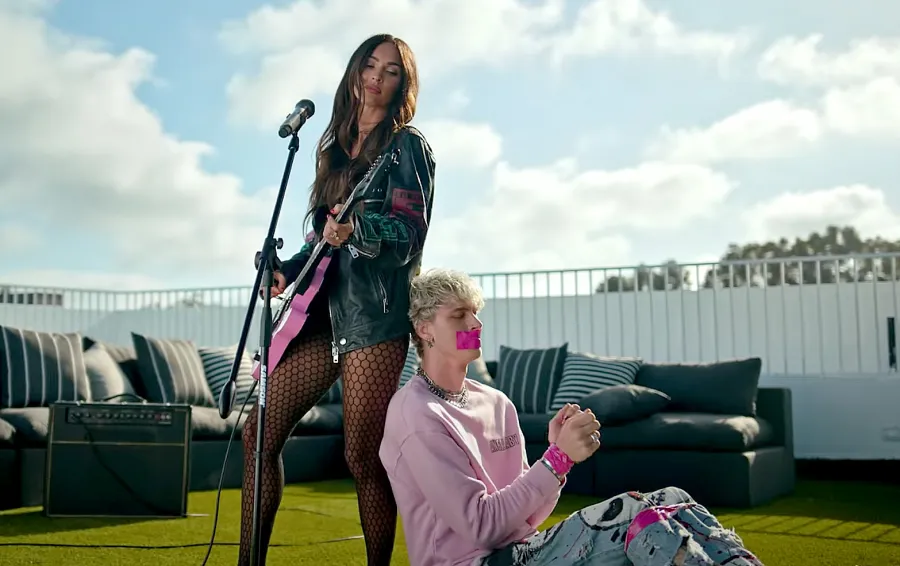 10 Good Things That Happened 2020 Machine Gun Kelly