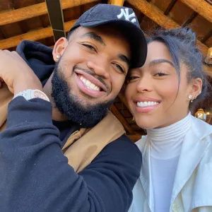 Jordyn Woods' NBA Star Boyfriend Karl-Anthony Towns Says He's Lost 7 Family Members, Including His Mom to Coronavirus