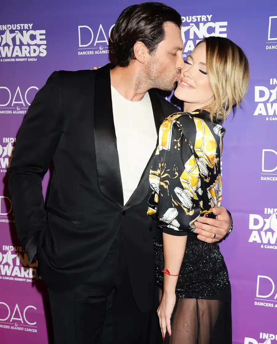 8 Maksim Chmerkovskiy and Peta Murgatroyd married at city hall