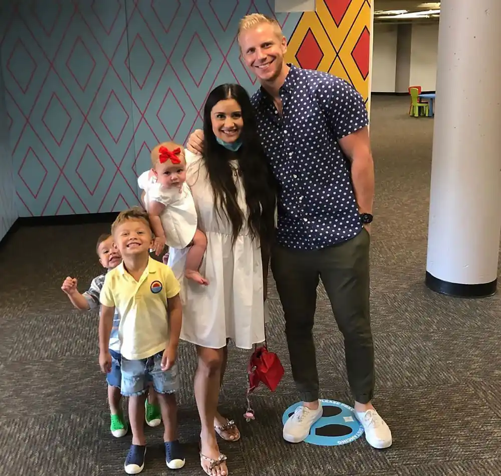 Bachelor&rsquo;s Sean Lowe Jokingly Claps Back at Trolls After Letting Daughter Mia &lsquo;Drive&rsquo;
