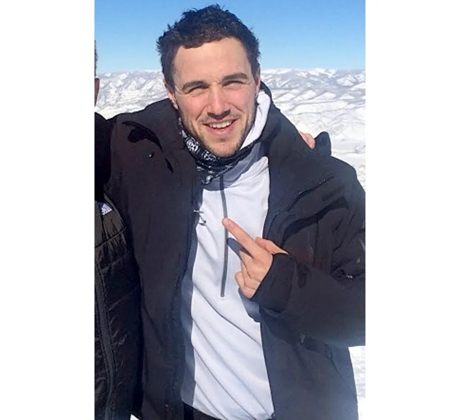 Bachelorette Zac Clark 5 Things Know About Tayshia Adams Contestant