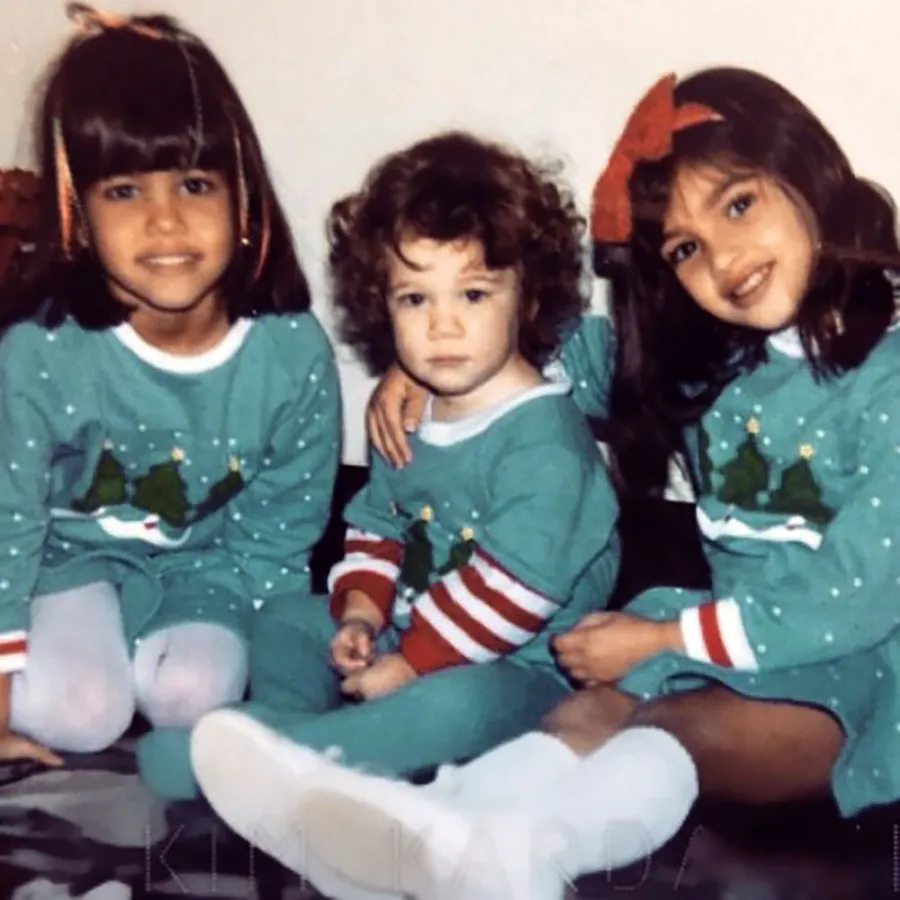 The Best Kardashian-Jenner Best Holiday Looks Of All Time