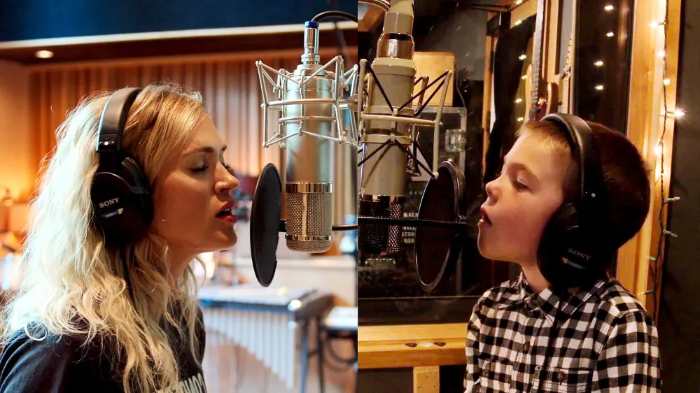 Carrie Underwood Sings With Son Isaiah My Gift Christmas Special