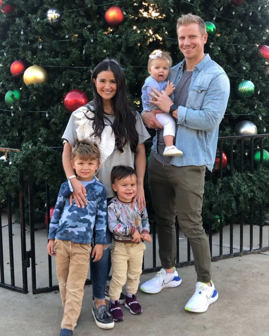 Catherine Giudici Sean Lowe Family Album Christmas Tree Cuties