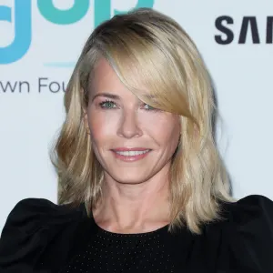 Chelsea Handler Defends Herself After Taking Canada Trip Amid COVID-19 Crisis