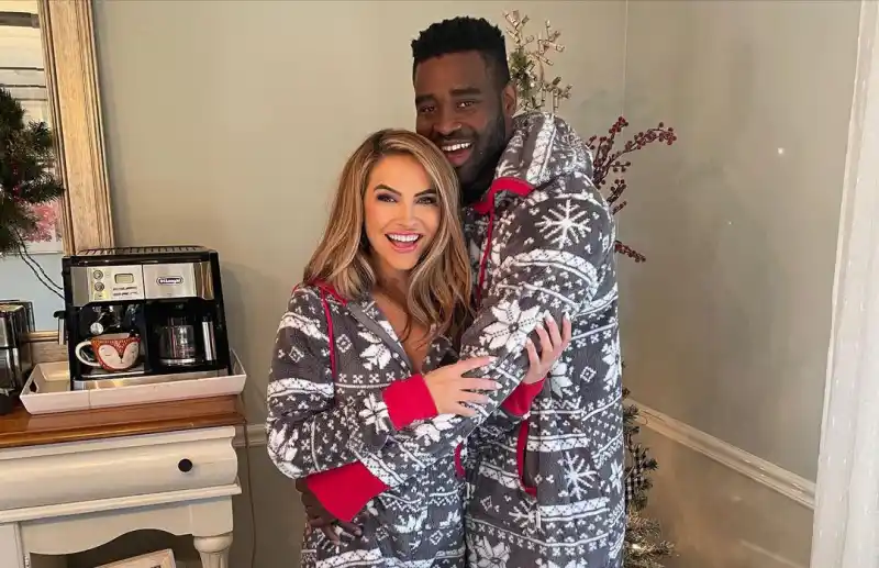 Chrishell Stause and Keo Motsepe’s Relationship Timeline December 2020 Christmas