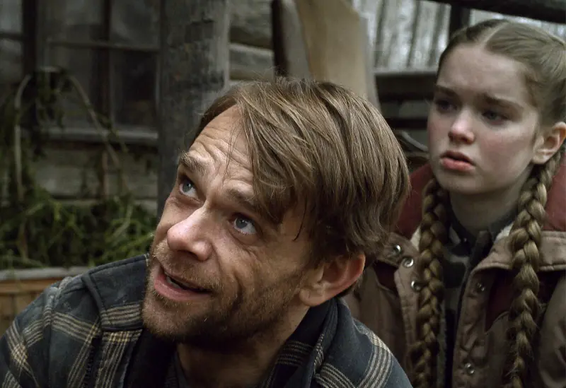 Devon Sawa Teases Thriller Hunter Hunter That Brutal Twist