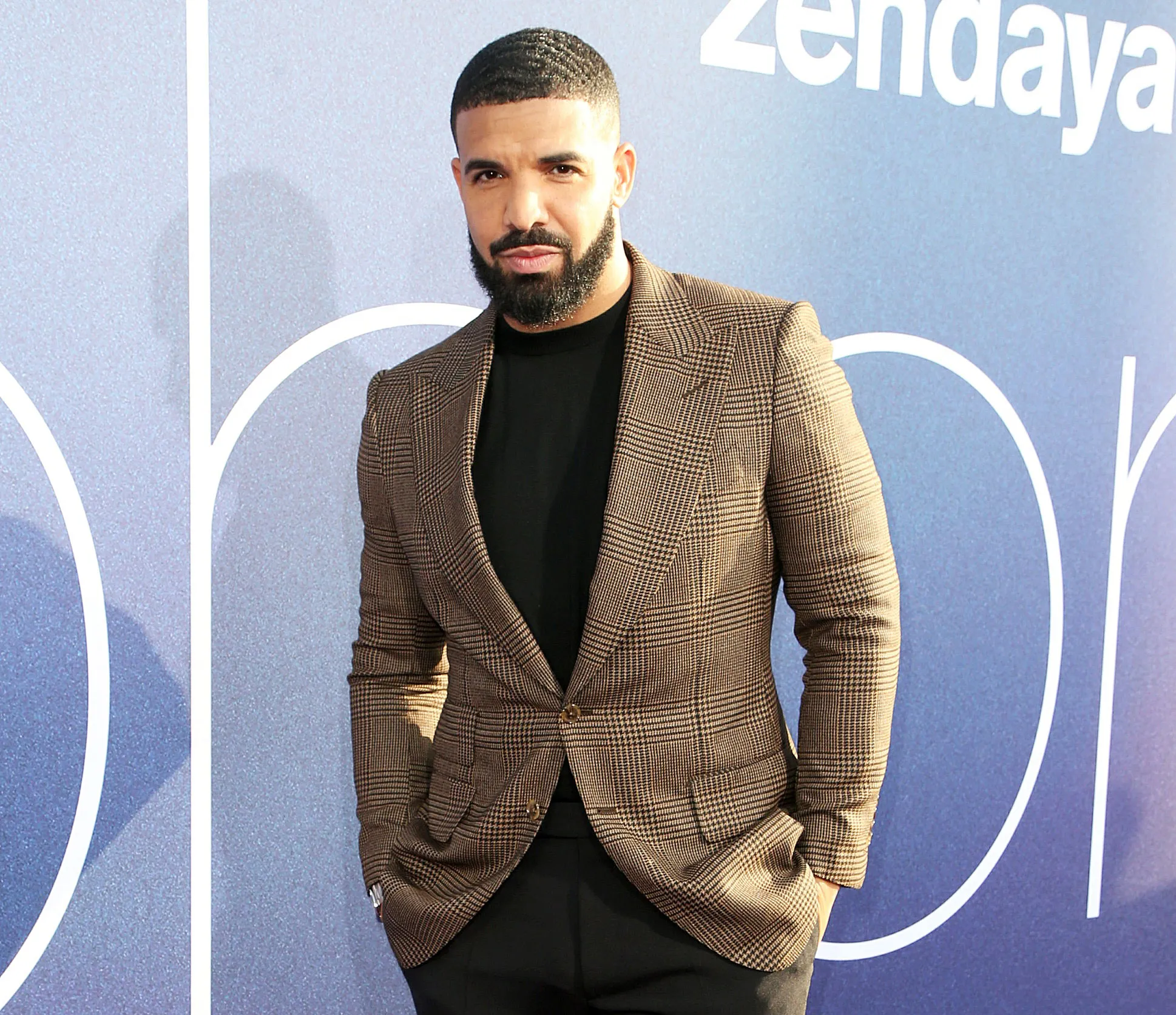 Drake attends the premiere of Euphoria Drake Helps His Son Adonis Get Dressed