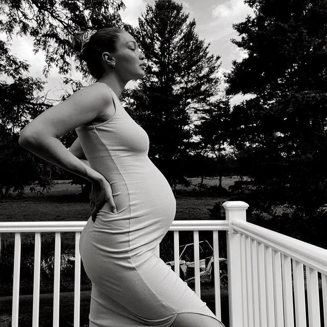 Gigi Hadid Black and White Baby Bump