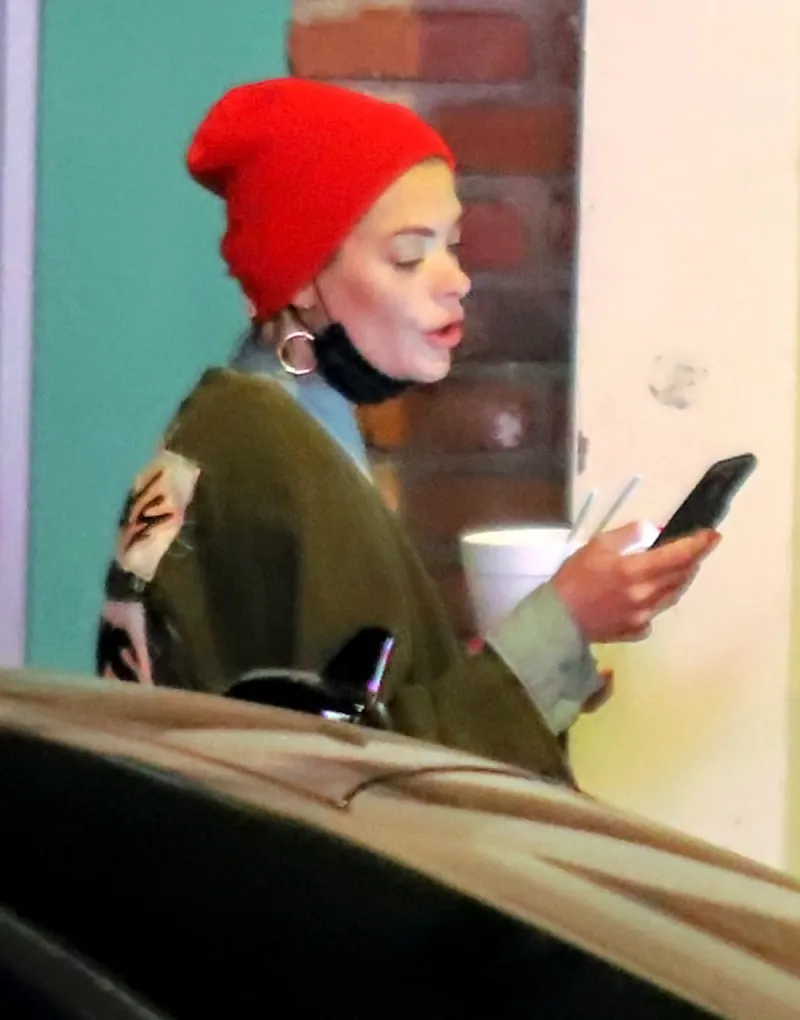 Jaime King Steps Out With Sennett Devermont Amid Kyle Newman Divorce