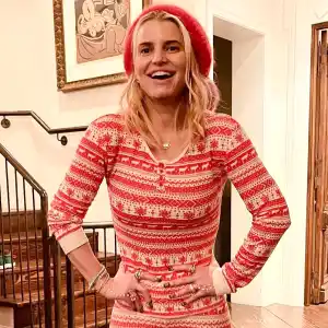 Jessica Simpson Shows Off 100-Lb Weight Loss in Christmas Onesie